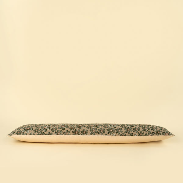 Daisy Play Long Polyfilled Lumbar, Green