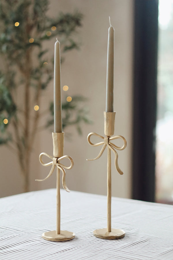 Bow Forged Candlestick M, Gold