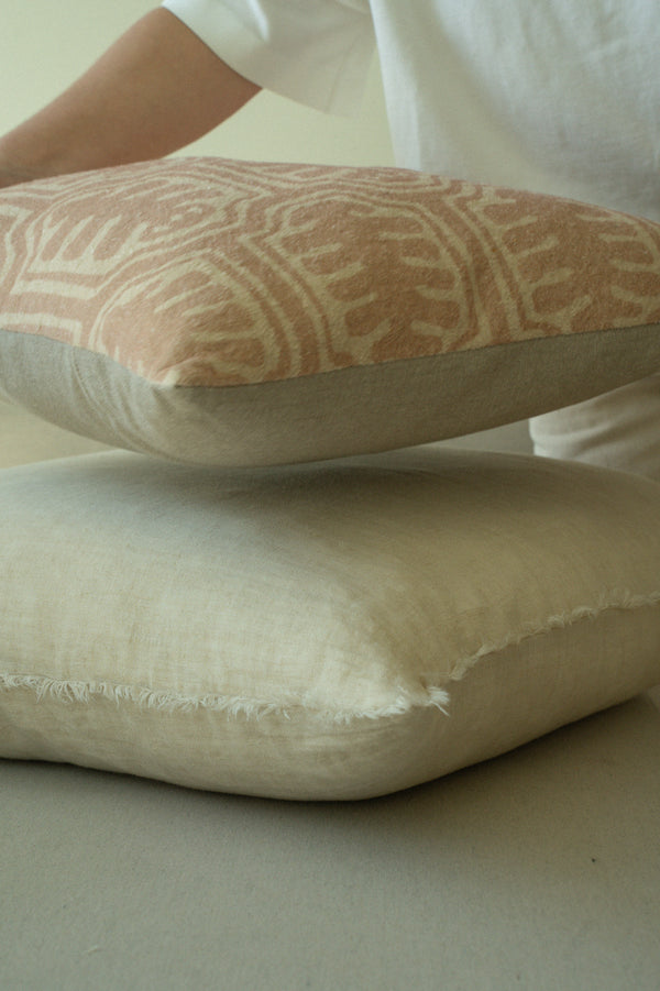 20x20 Oleander Pillow, Terracotta