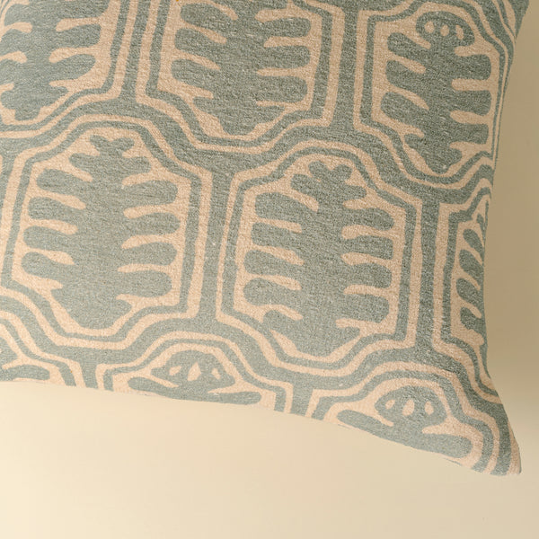 20x20 Oleander Pillow, Blue
