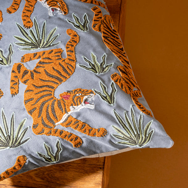 16x24 Tiger Tales Pillow