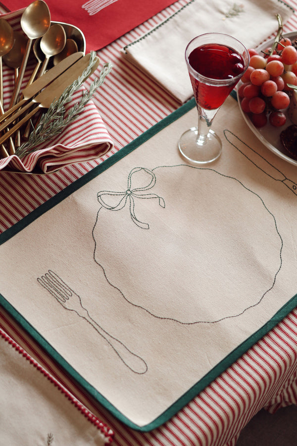Bon Appetit Embroidered Placemats S/4, Green