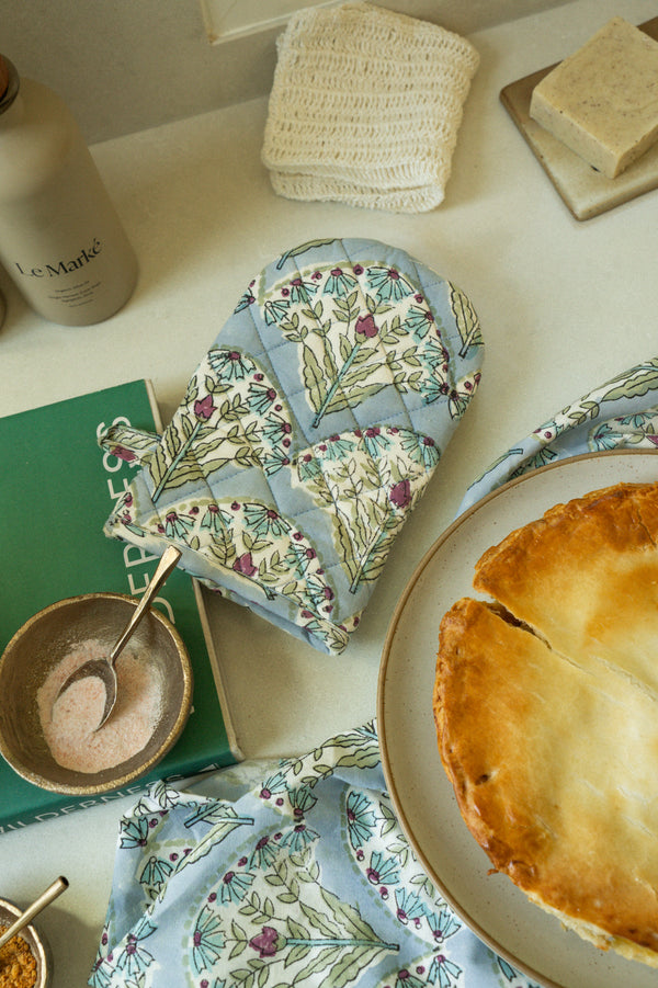 Sakura Block Print Oven Mitt, Blue