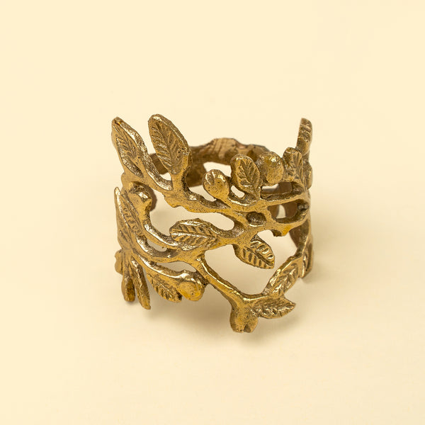 Winterberry Brass Napkin Ring