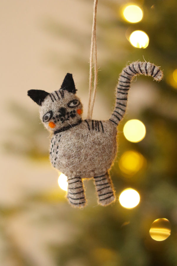 Curious Cat Felt Onament, Grey