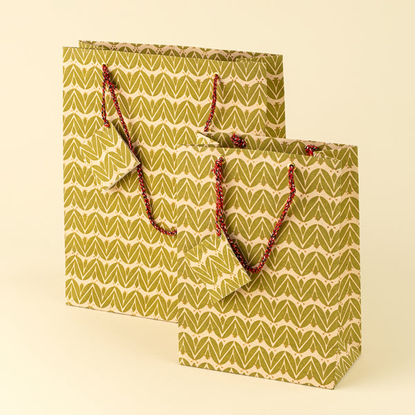Laurel Block Print Gift Bag L, Olive