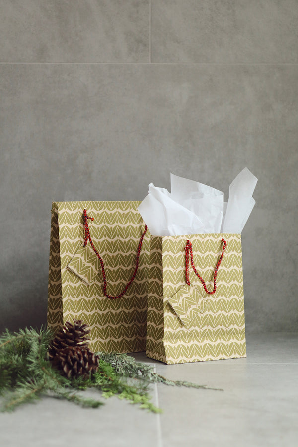 Laurel Block Print Gift Bag L, Olive