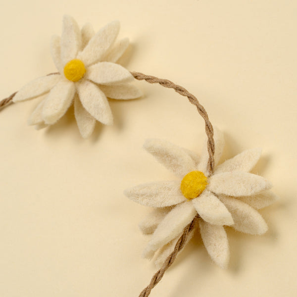 Daisy Flower Felt Garland