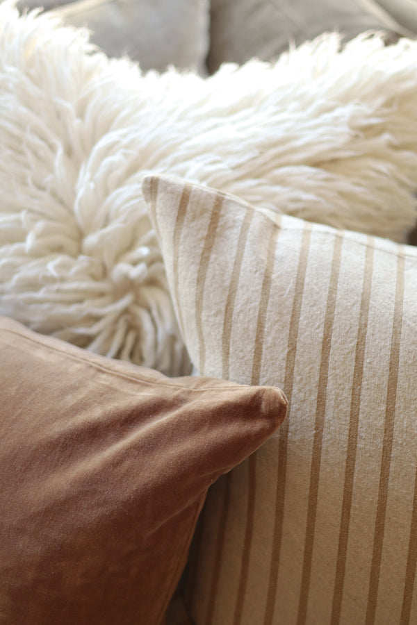 20x20 Flokati Pillow