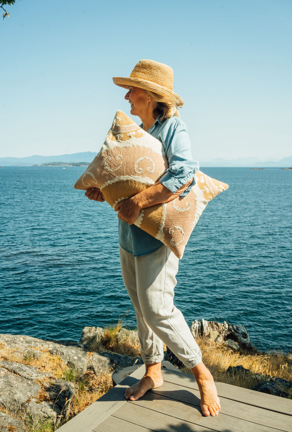 16x24 Solecito Linen Pillow